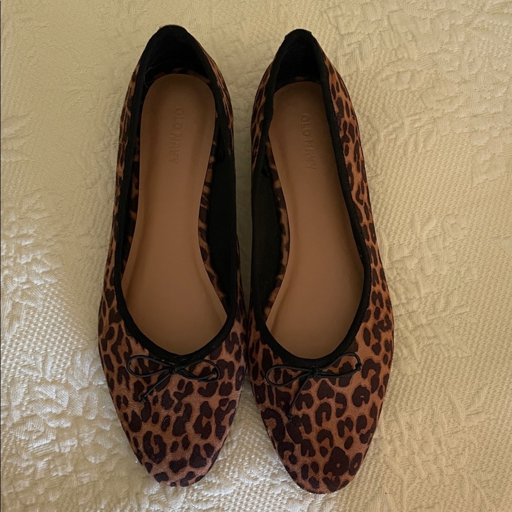 Old Navy Brown Leopard Print Women's Loafers